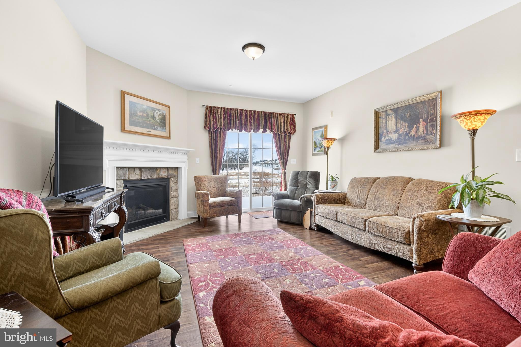 637 Lititz Reserve Lane Lititz, PA 17543 - Photo 6 of 24