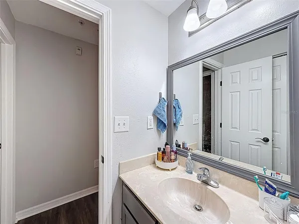 $3,200 | 406 South Cedar Avenue, Unit 103, Tampa, FL 33606
