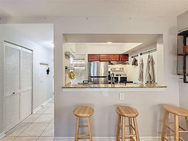 $3,200 | 406 South Cedar Avenue, Unit 103, Tampa, FL 33606