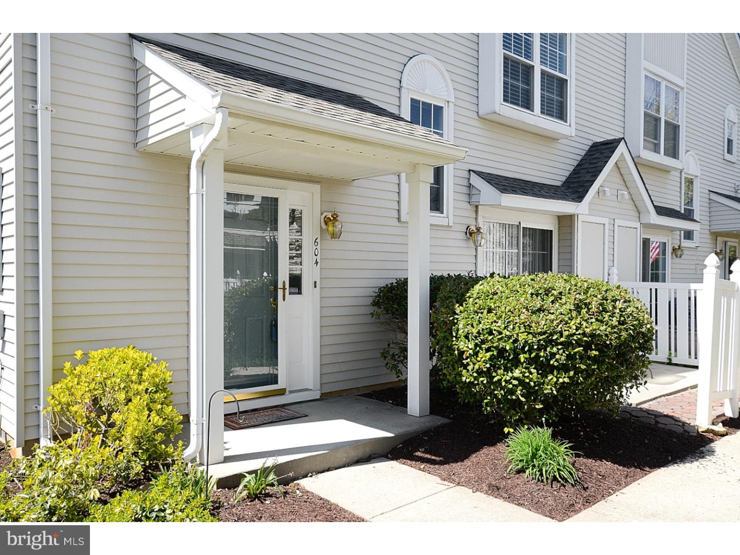 604 Wharton Road Mount Laurel, NJ 08054 - Photo 2 of 16 Exterior Front