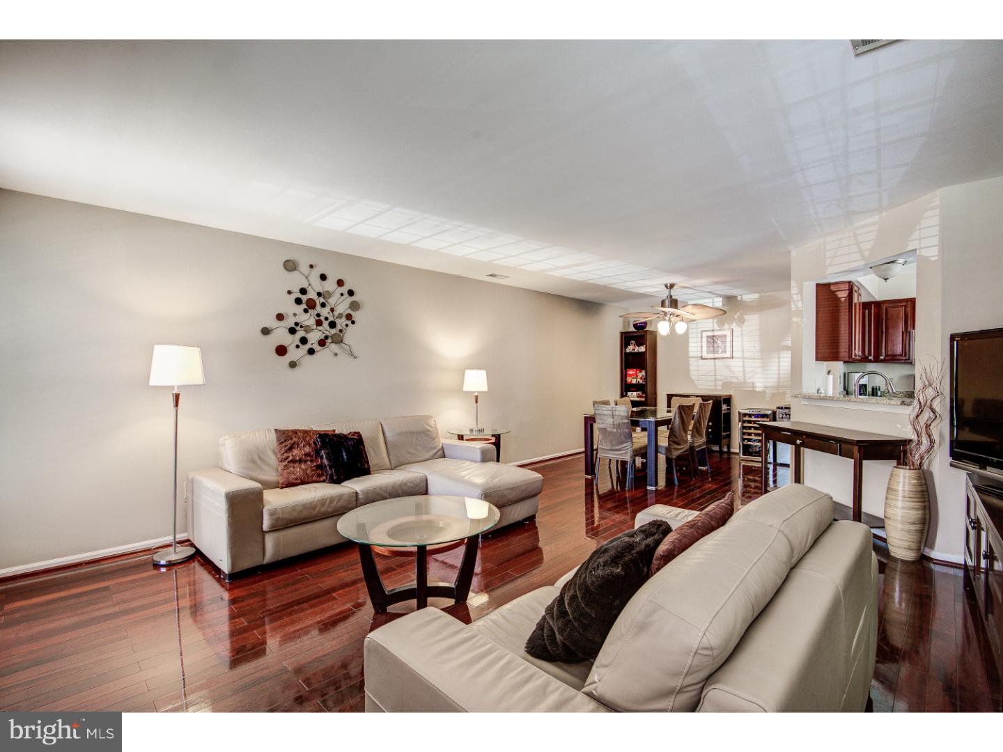 604 Wharton Road Mount Laurel, NJ 08054 - Photo 7 of 16 Living Room