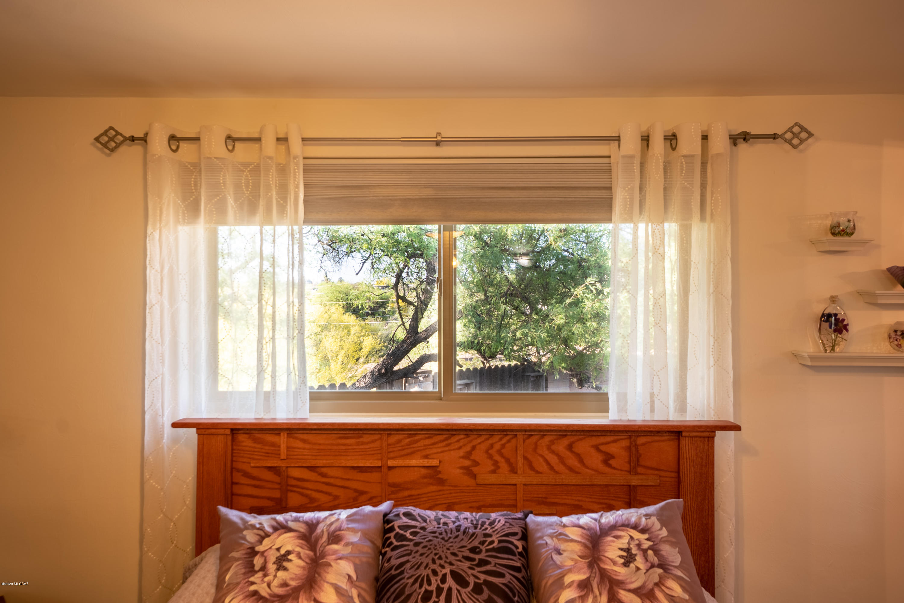 1040 West Roller Coaster Road Tucson, AZ 85704 - Photo 13 of 46 Gallery Image 13