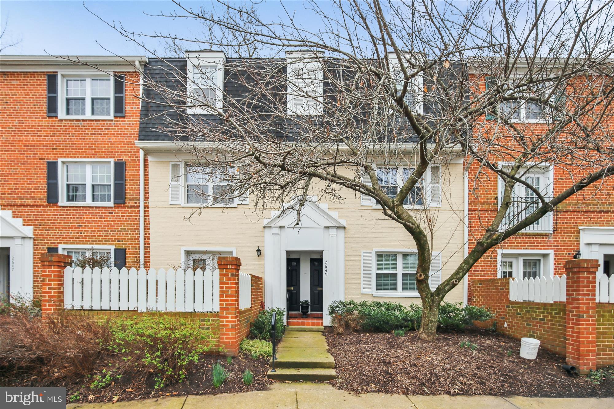 2649 South Walter Reed Drive, Unit B Arlington, VA 22206 - Photo 1 of 104 Front Elevation