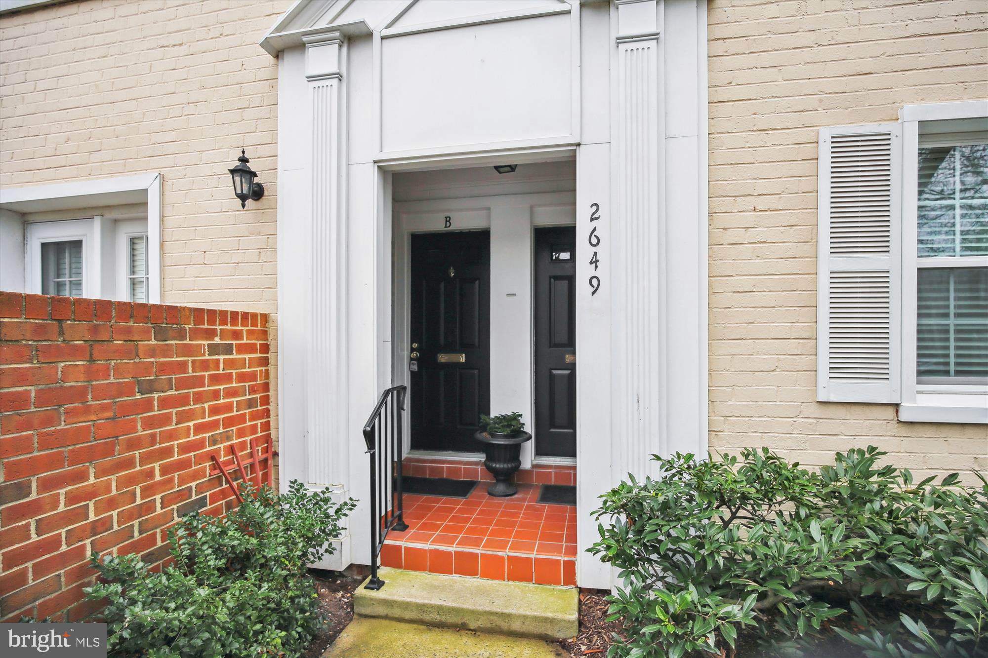 2649 South Walter Reed Drive, Unit B Arlington, VA 22206 - Photo 2 of 104 Walk