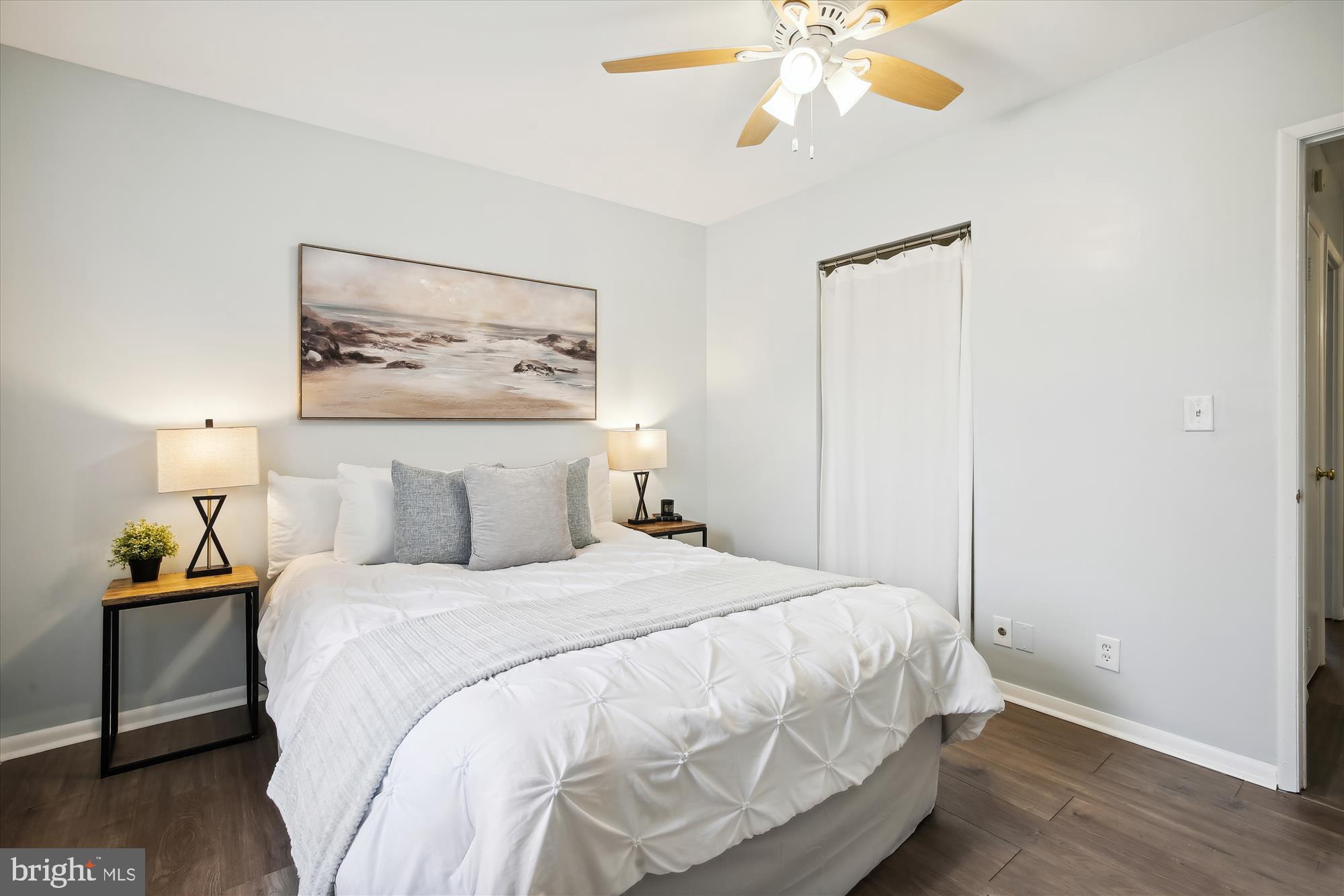 2649 South Walter Reed Drive, Unit B Arlington, VA 22206 - Photo 23 of 104 Primary Bedroom
