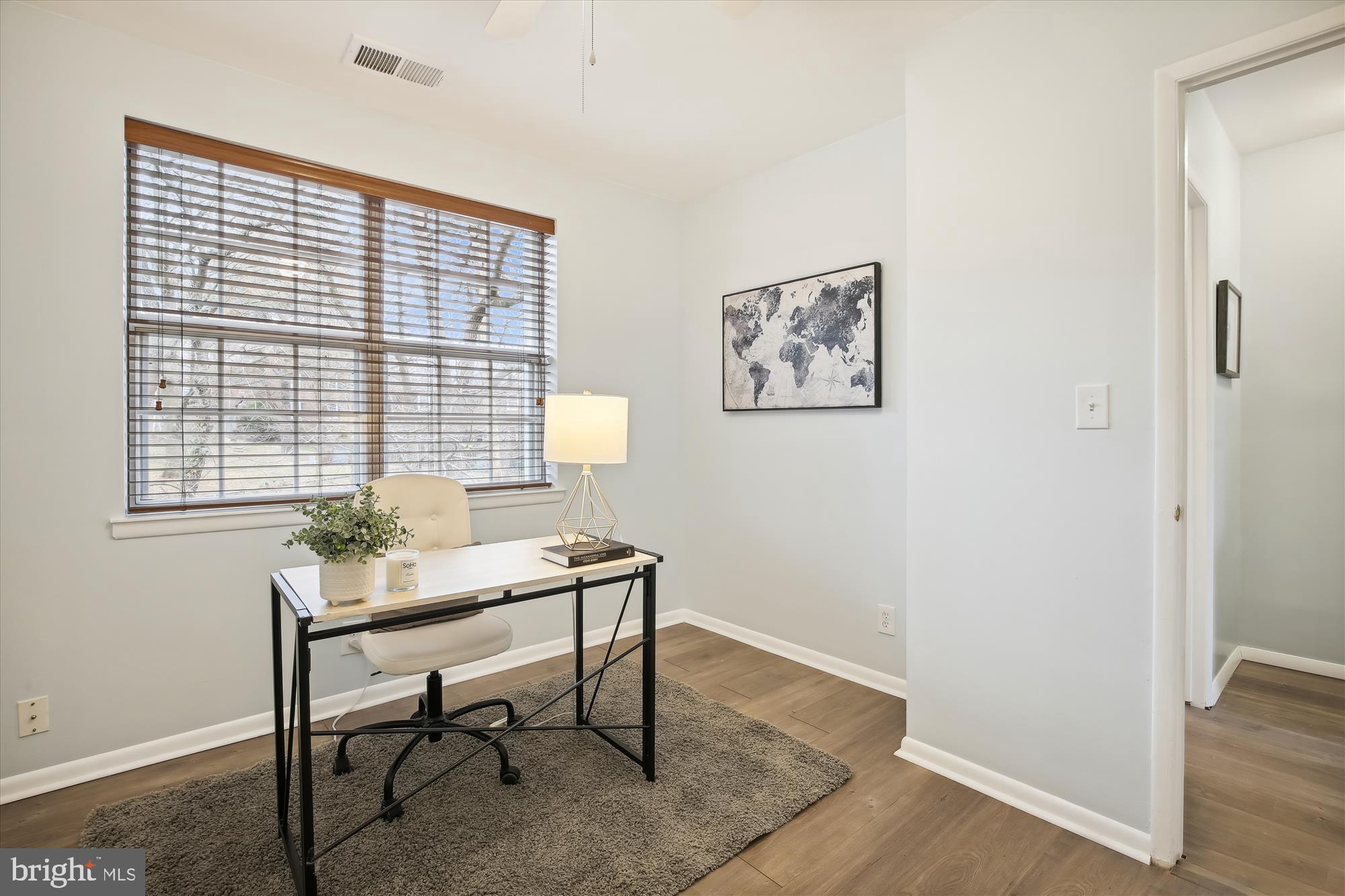 2649 South Walter Reed Drive, Unit B Arlington, VA 22206 - Photo 26 of 104 Bedroom