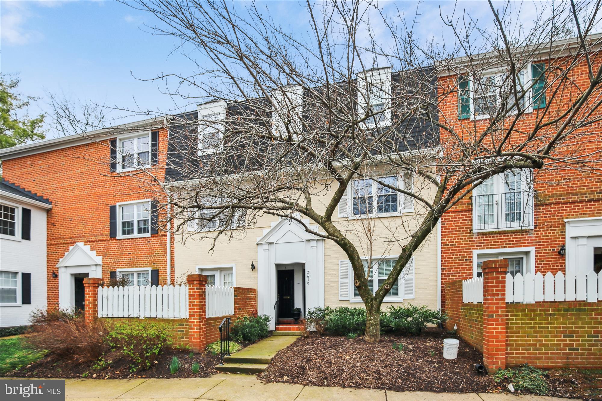 2649 South Walter Reed Drive, Unit B Arlington, VA 22206 - Photo 3 of 104 Front Elevation