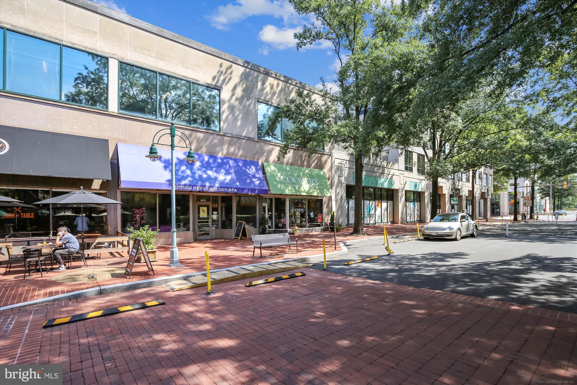 2649 South Walter Reed Drive, Unit B Arlington, VA 22206 - Photo 61 of 104 The Village at Shirlington