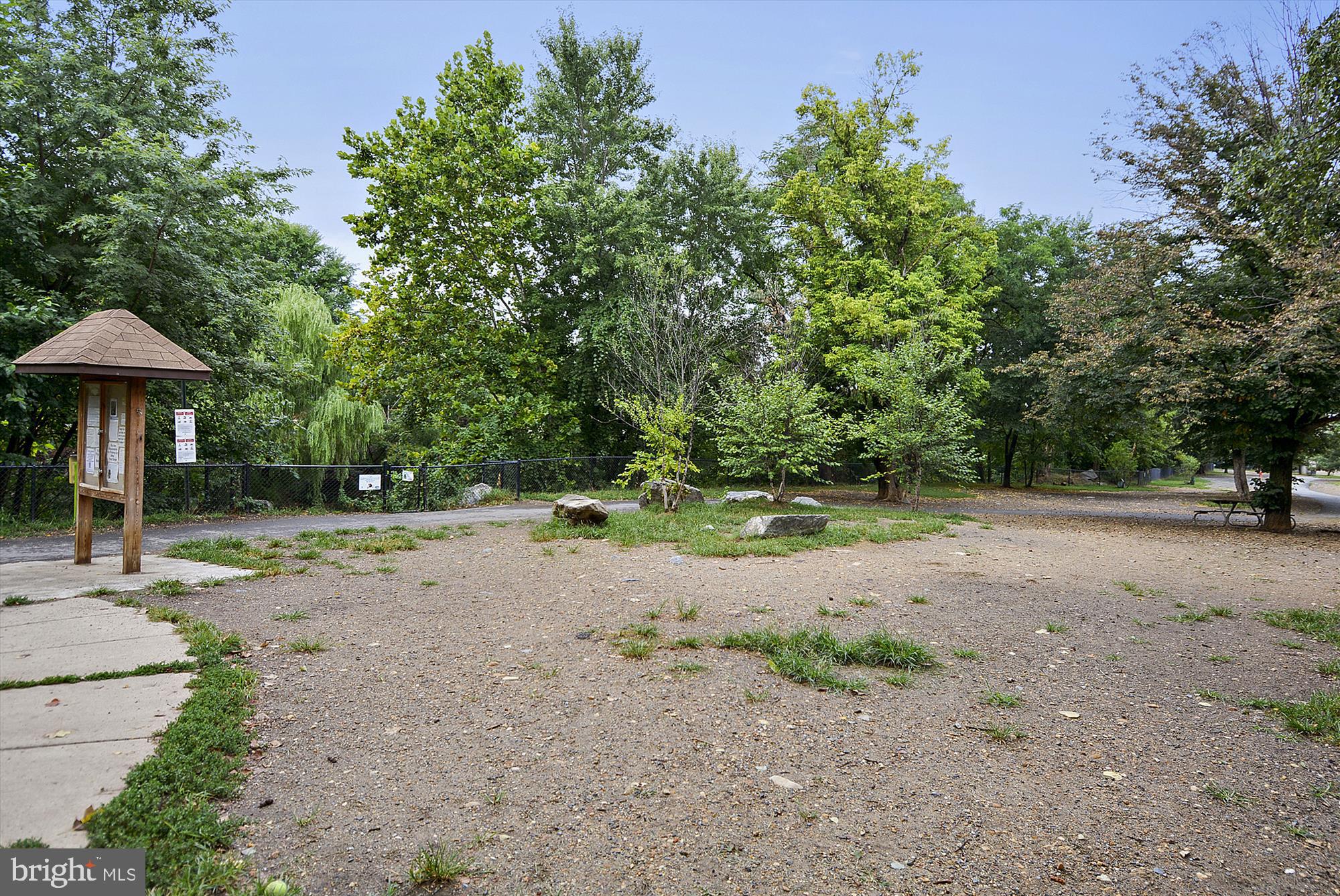 2649 South Walter Reed Drive, Unit B Arlington, VA 22206 - Photo 68 of 104 Shirlington Dog Park