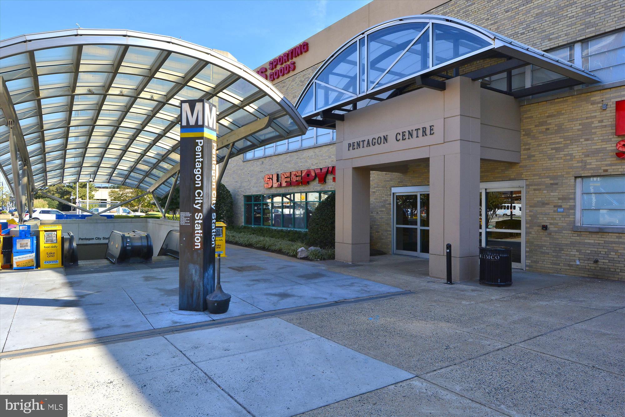 2649 South Walter Reed Drive, Unit B Arlington, VA 22206 - Photo 88 of 104 Pentagon City Metro