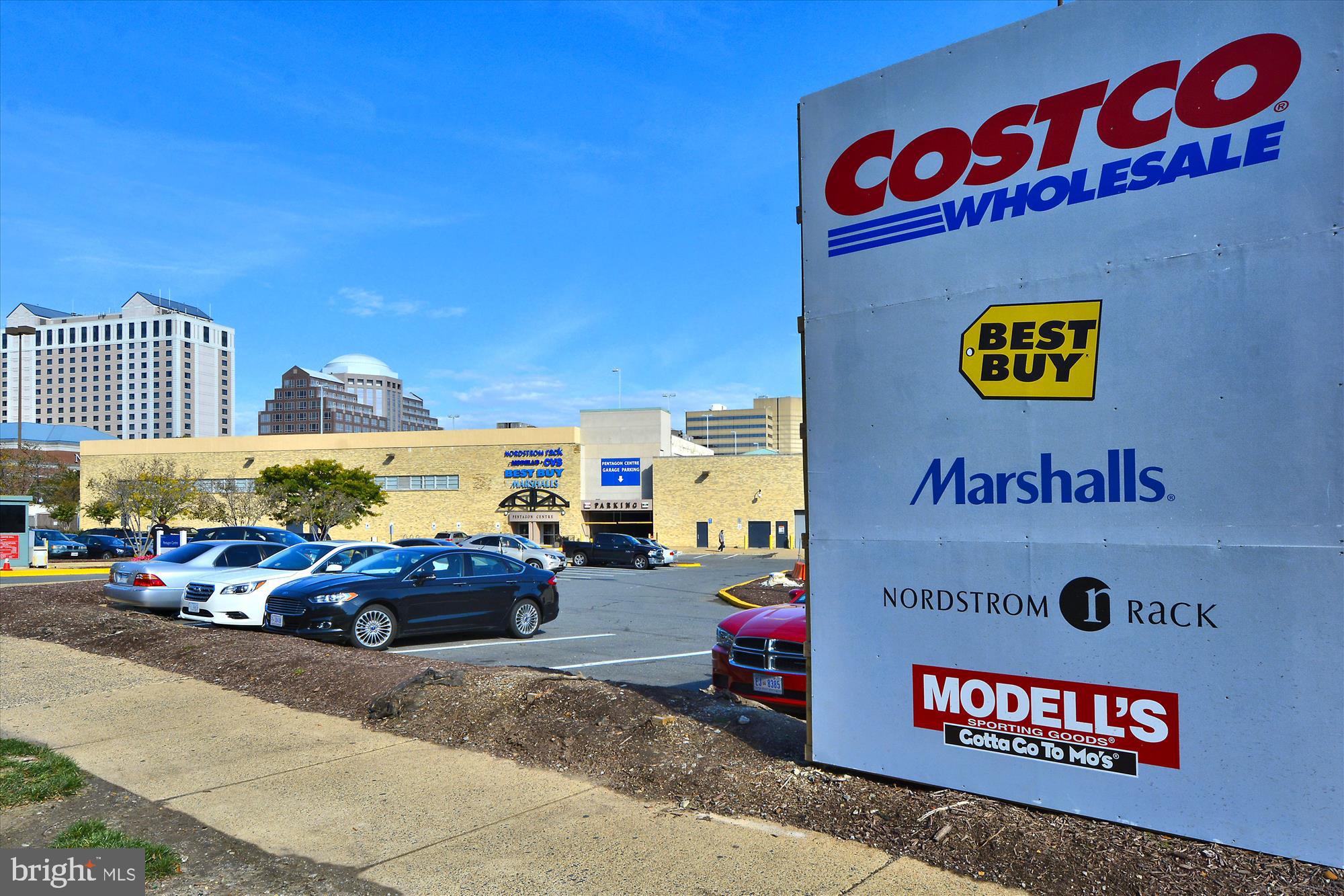 2649 South Walter Reed Drive, Unit B Arlington, VA 22206 - Photo 94 of 104 Pentagon City Shops