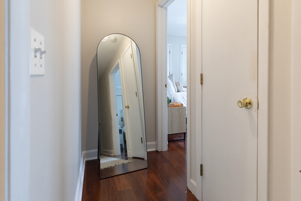 9 Appleton Street, Unit 310 Boston, MA 02116 - Photo 12 of 15
