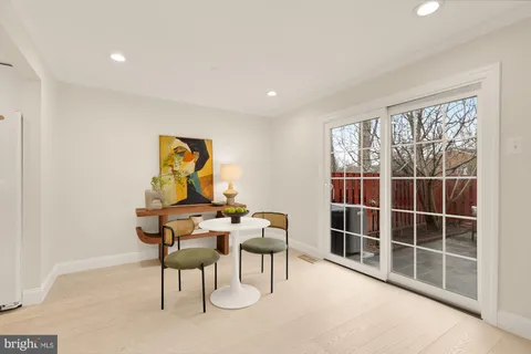 $660,000 | 7807 Snead Lane, Falls Church, VA 22043