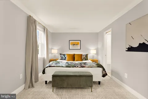 $660,000 | 7807 Snead Lane, Falls Church, VA 22043