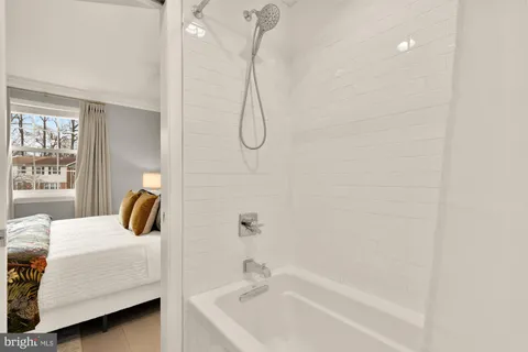 $660,000 | 7807 Snead Lane, Falls Church, VA 22043