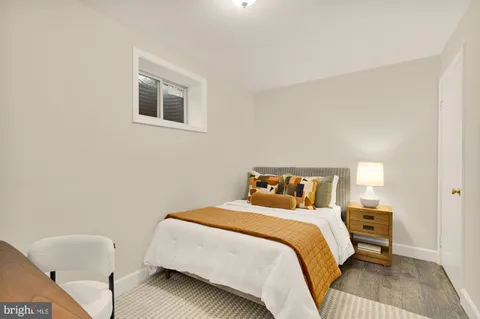 $660,000 | 7807 Snead Lane, Falls Church, VA 22043