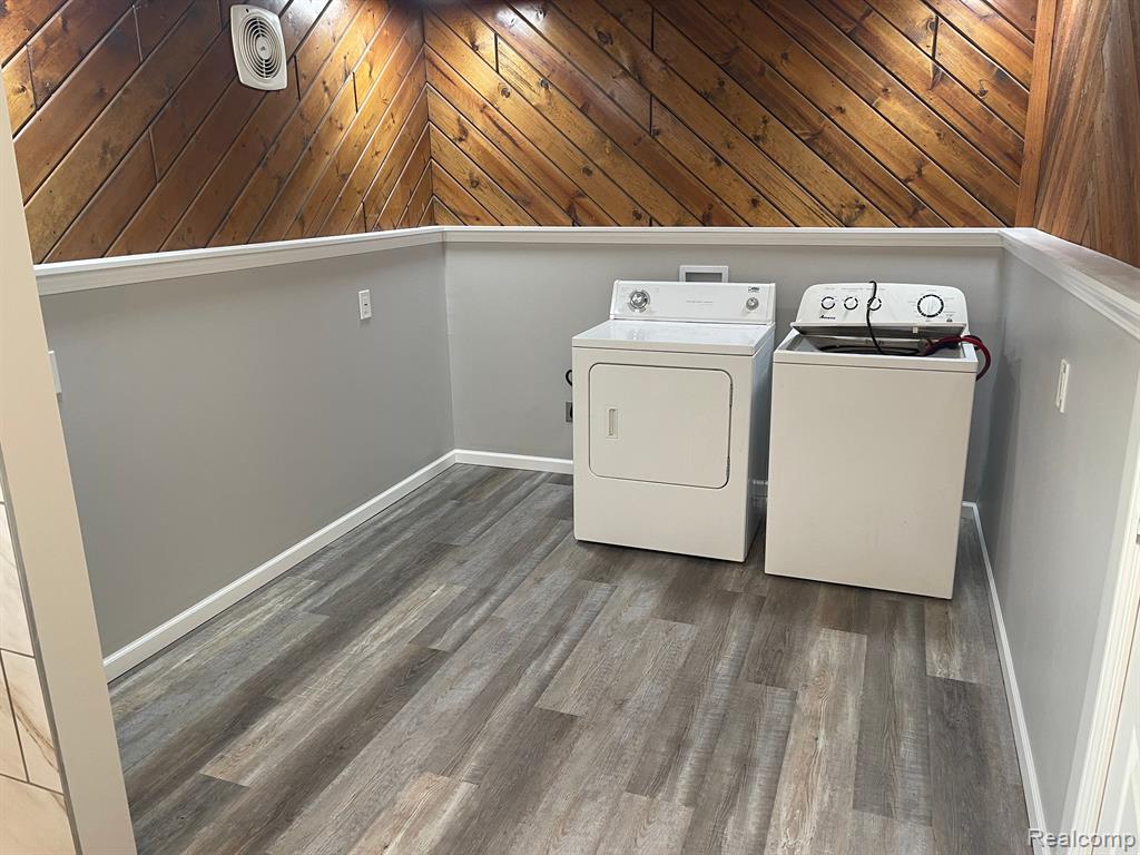 2485 Ruth Drive Fenton, MI 48430 - Photo 23 of 54