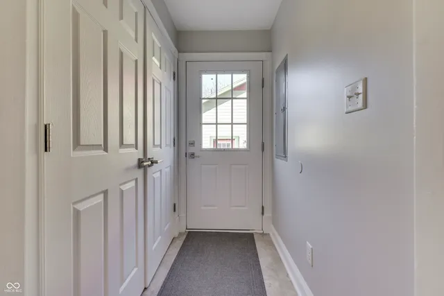 $2,050 | 2322 North Alabama Street, Indianapolis, IN 46205