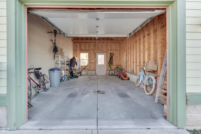 $2,050 | 2322 North Alabama Street, Indianapolis, IN 46205