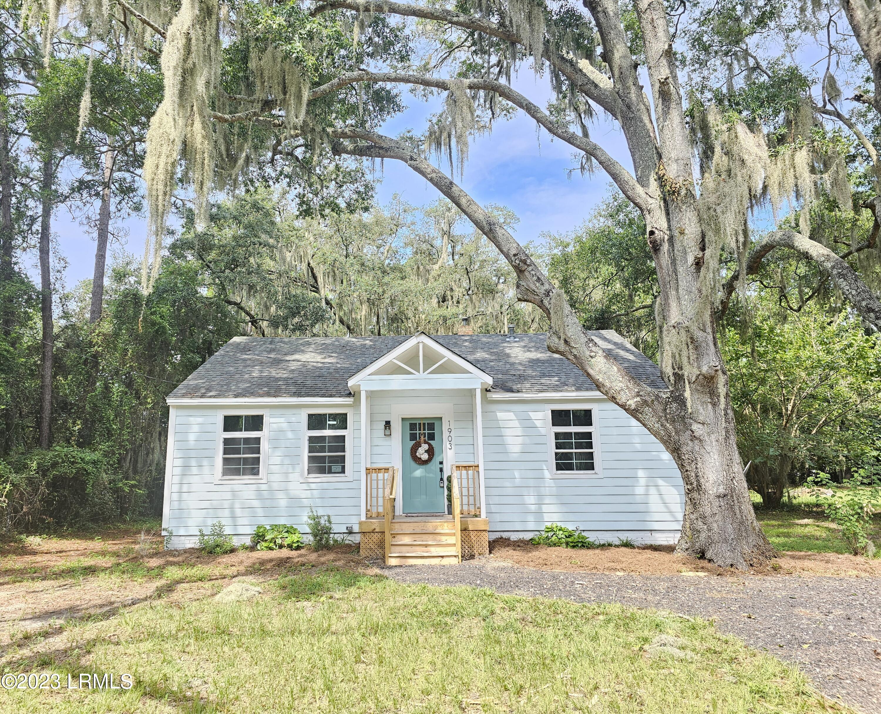 1903 Old Shell Road Port Royal, SC 29935 - Photo 1 of 45 20230810_112422