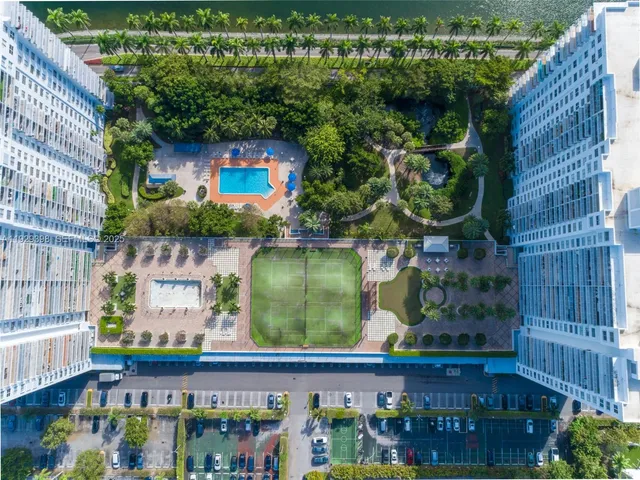 a view of outdoor space