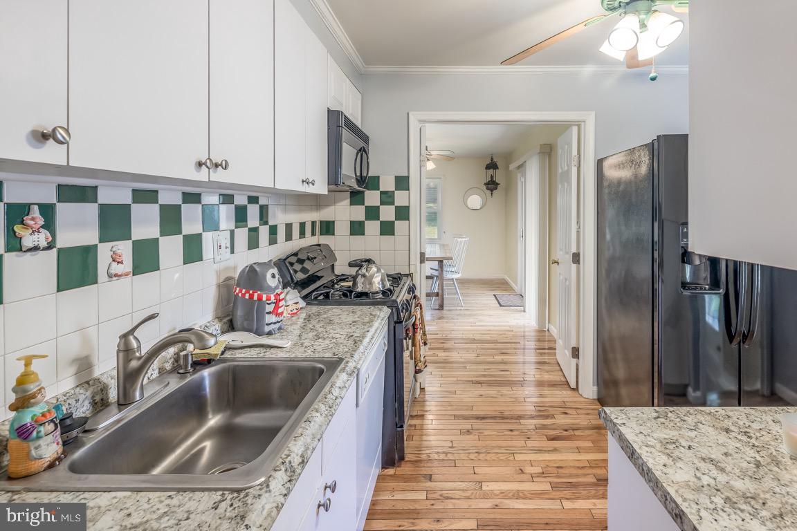 4319 Mahan Road Silver Spring, MD 20906 - Photo 9 of 35