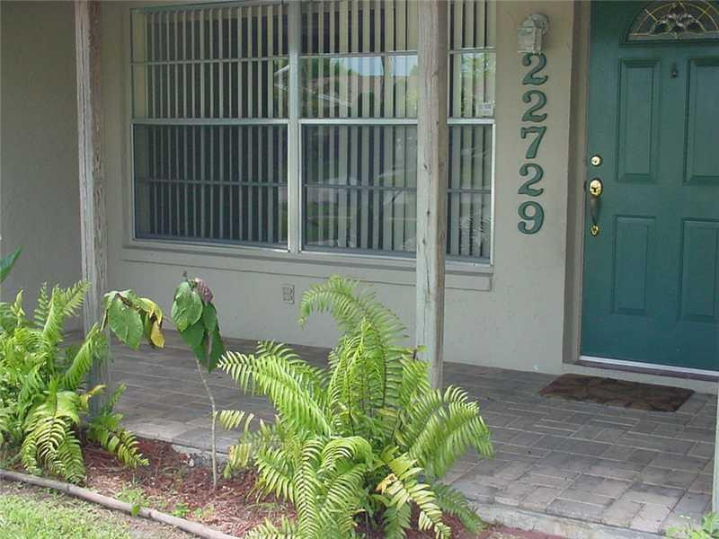 22729 Southwest 56th Avenue Boca Raton, FL 33433 - Photo 23 of 24 a view of a door of the house
