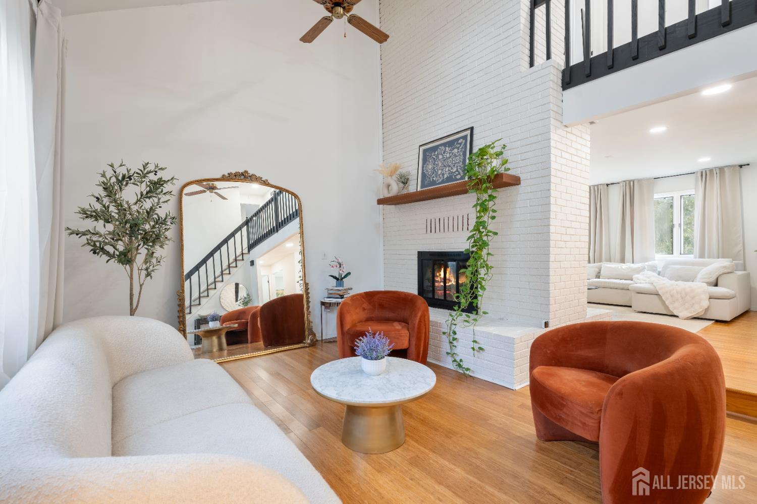 609 Old Stage Road Spotswood, NJ 08884 - Photo 4 of 27