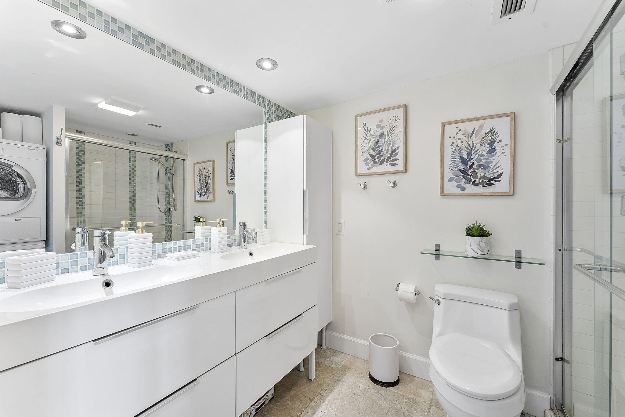 2871 North Ocean Boulevard, Unit F339 Boca Raton, FL 33431 - Photo 21 of 39 Bathroom 2