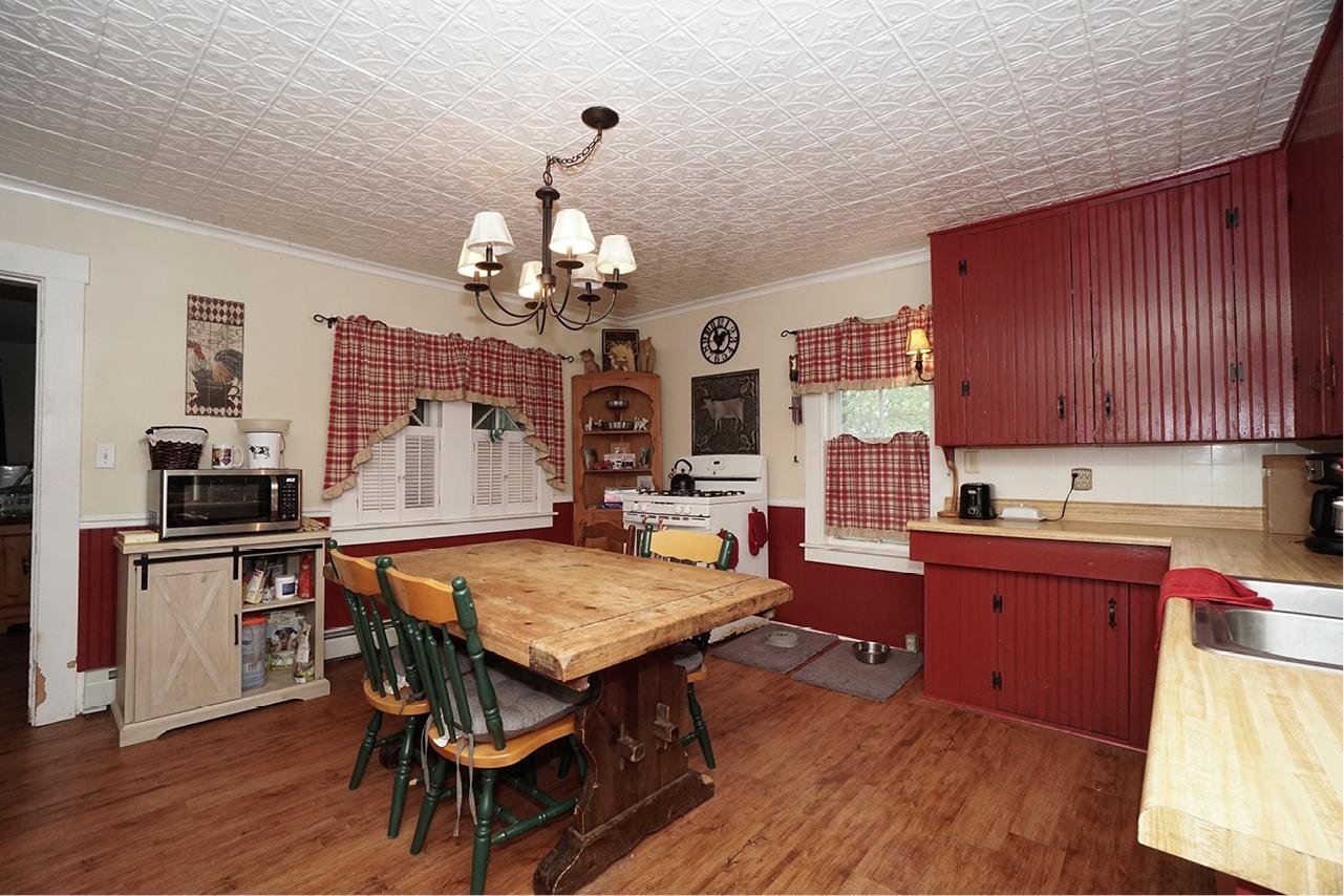 197 Chester Street Chester, NH 03036 - Photo 27 of 48 Gallery Image 27