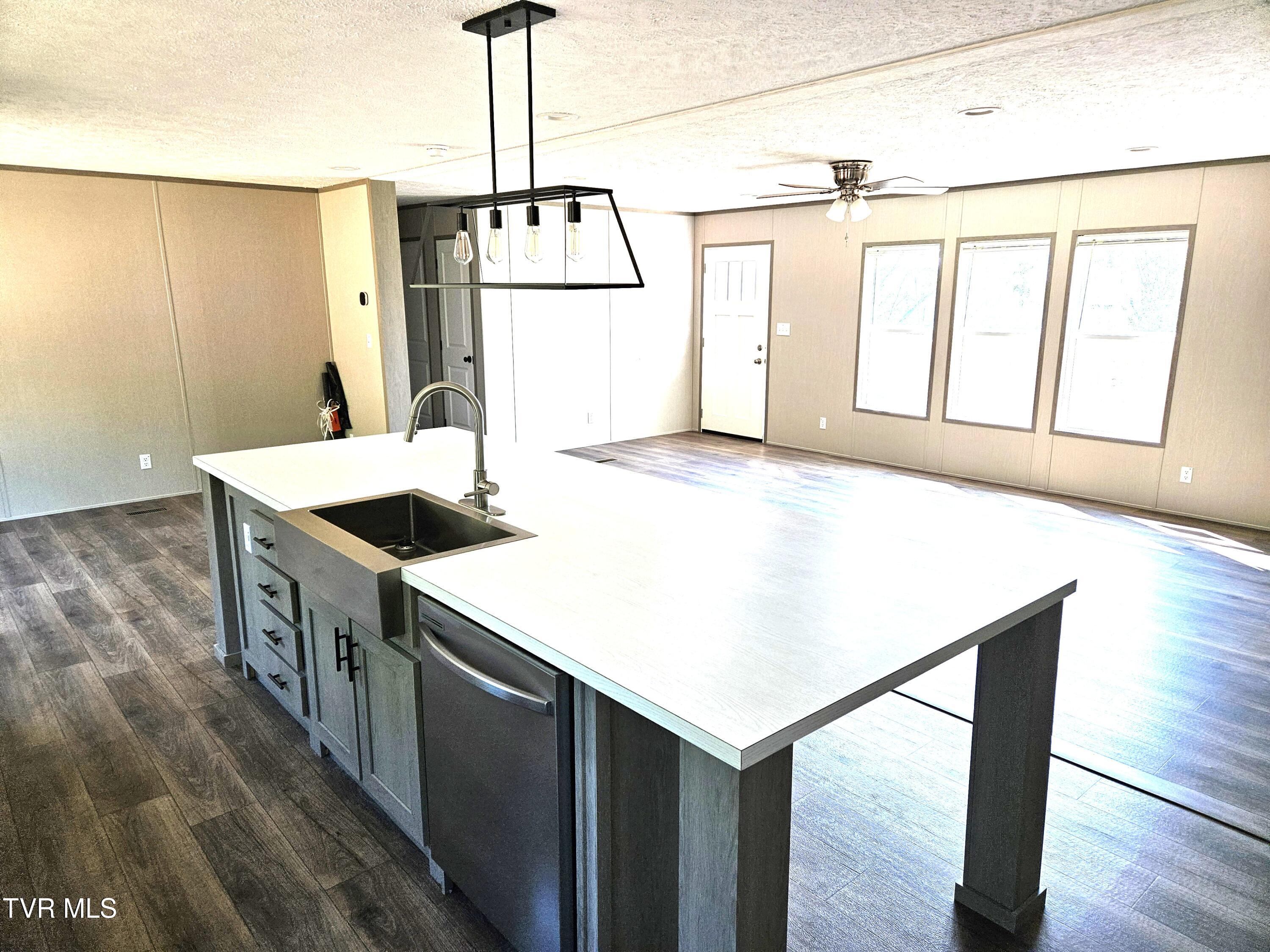 368 Oak Grove Road Rogersville, TN 37857 - Photo 14 of 40 21