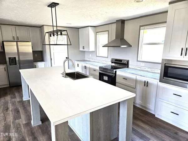 $389,900 | 368 Oak Grove Road, Rogersville, TN 37857