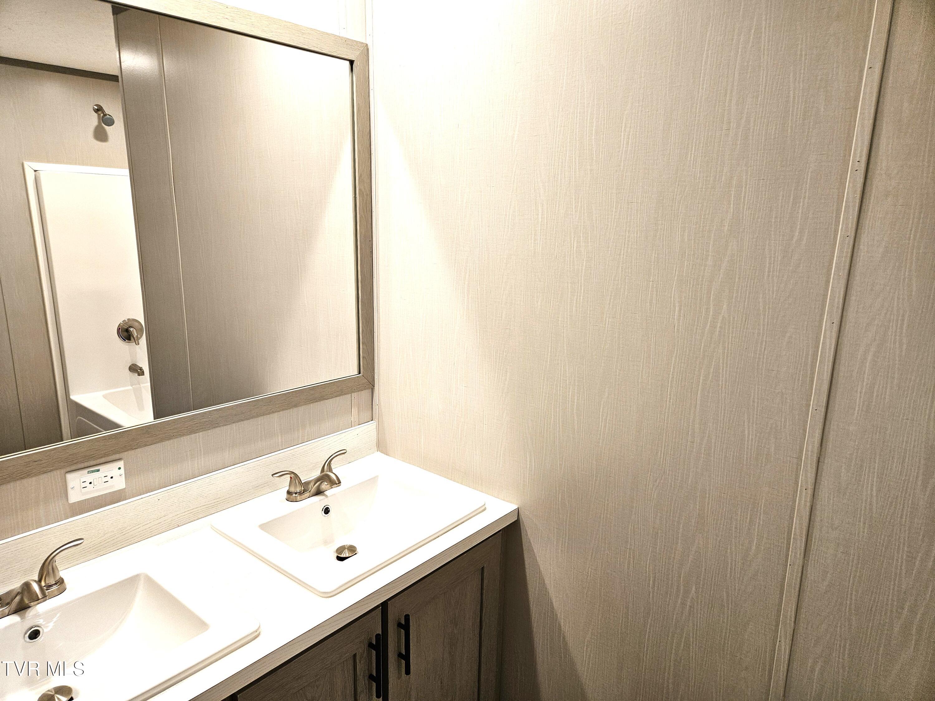 368 Oak Grove Road Rogersville, TN 37857 - Photo 36 of 40 3