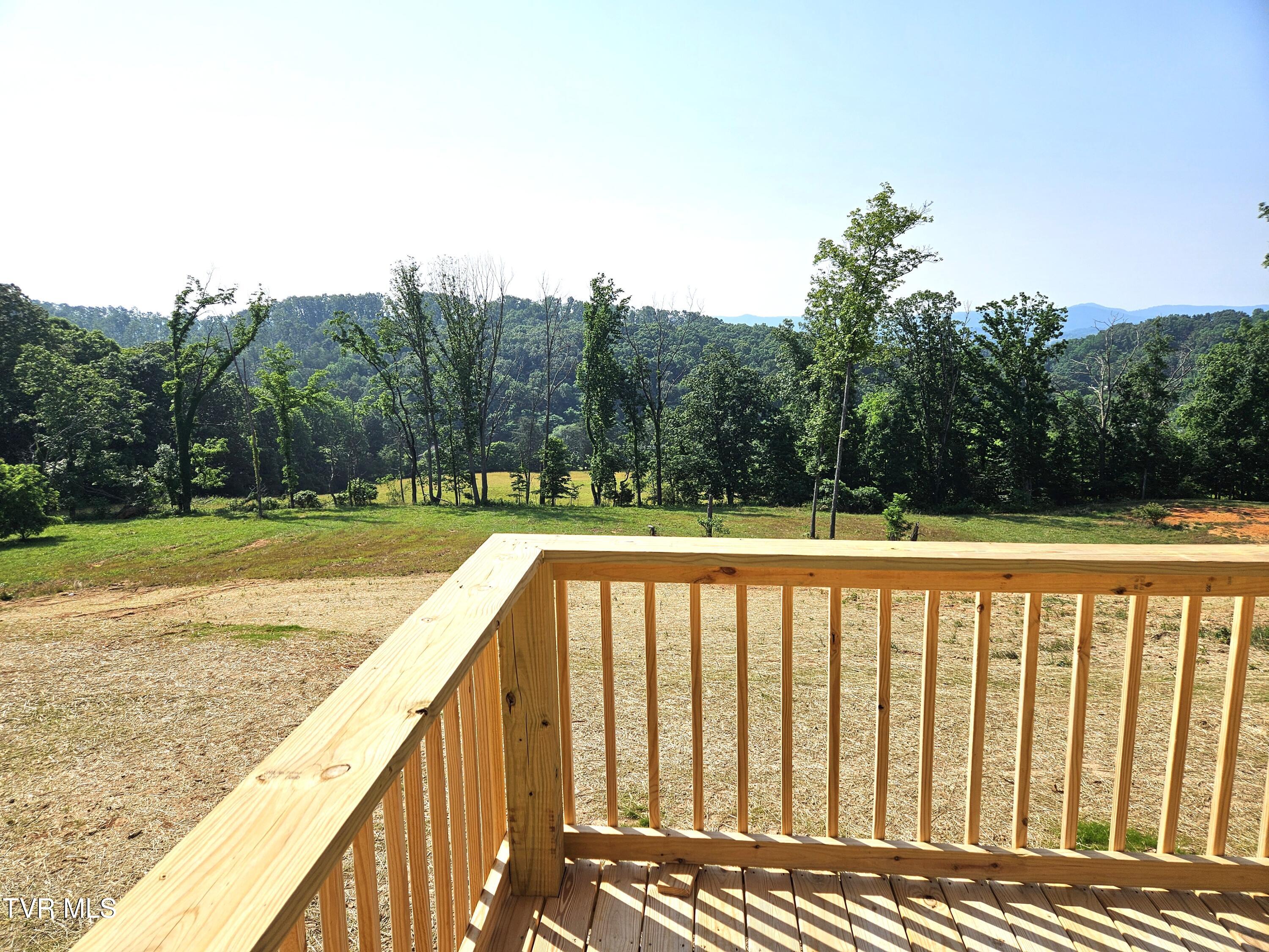 368 Oak Grove Road Rogersville, TN 37857 - Photo 6 of 40 33