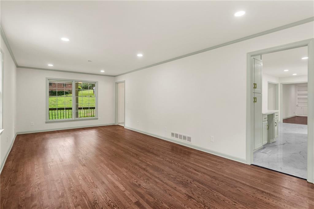 4431 Buckingham Circle Decatur, GA 30035 - Photo 3 of 18
