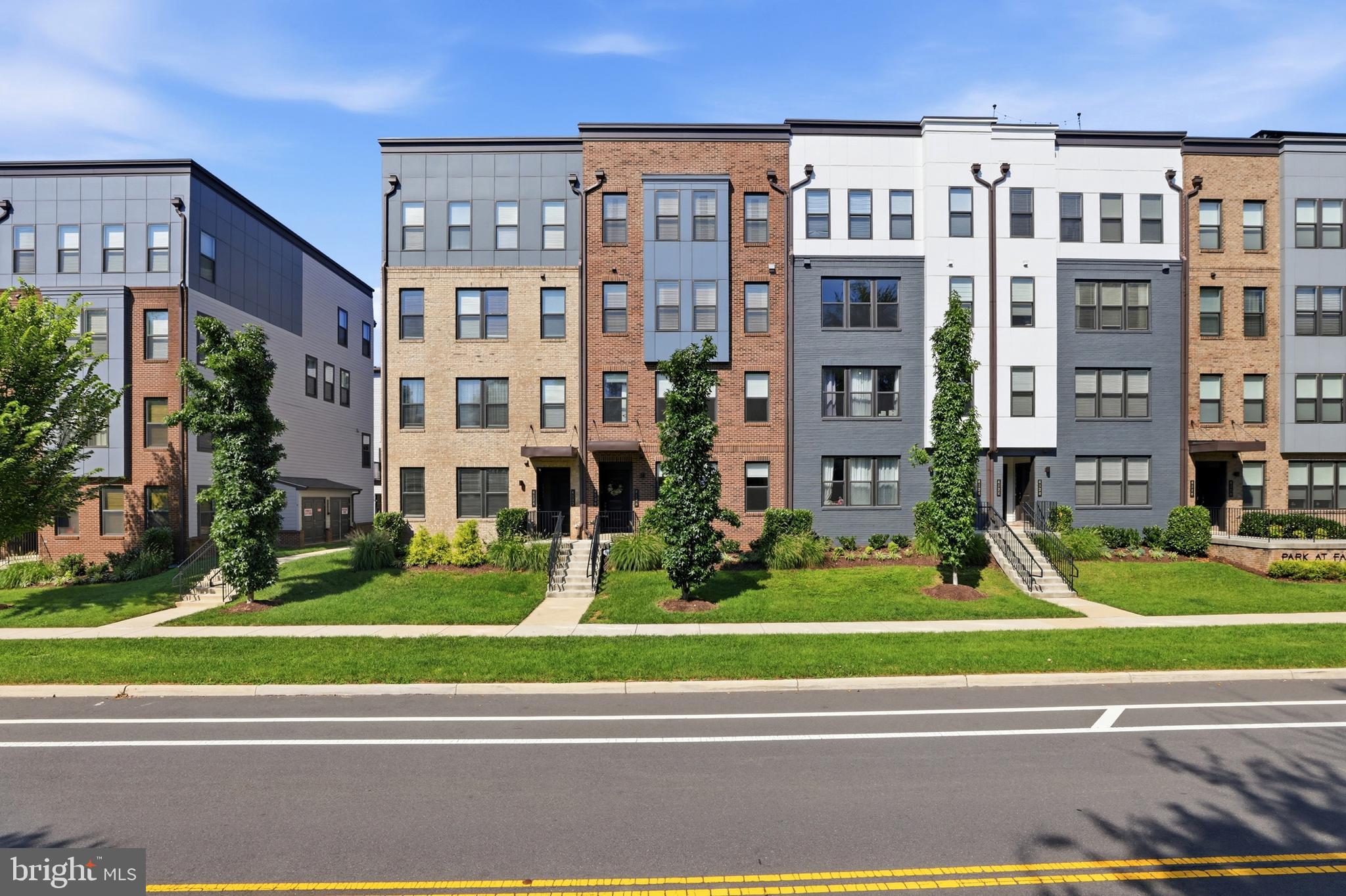 4128 Legato Road, Unit 53 Fairfax, VA 22033 - Photo 36 of 40 Welcome Home to Walkable Fairfax living!