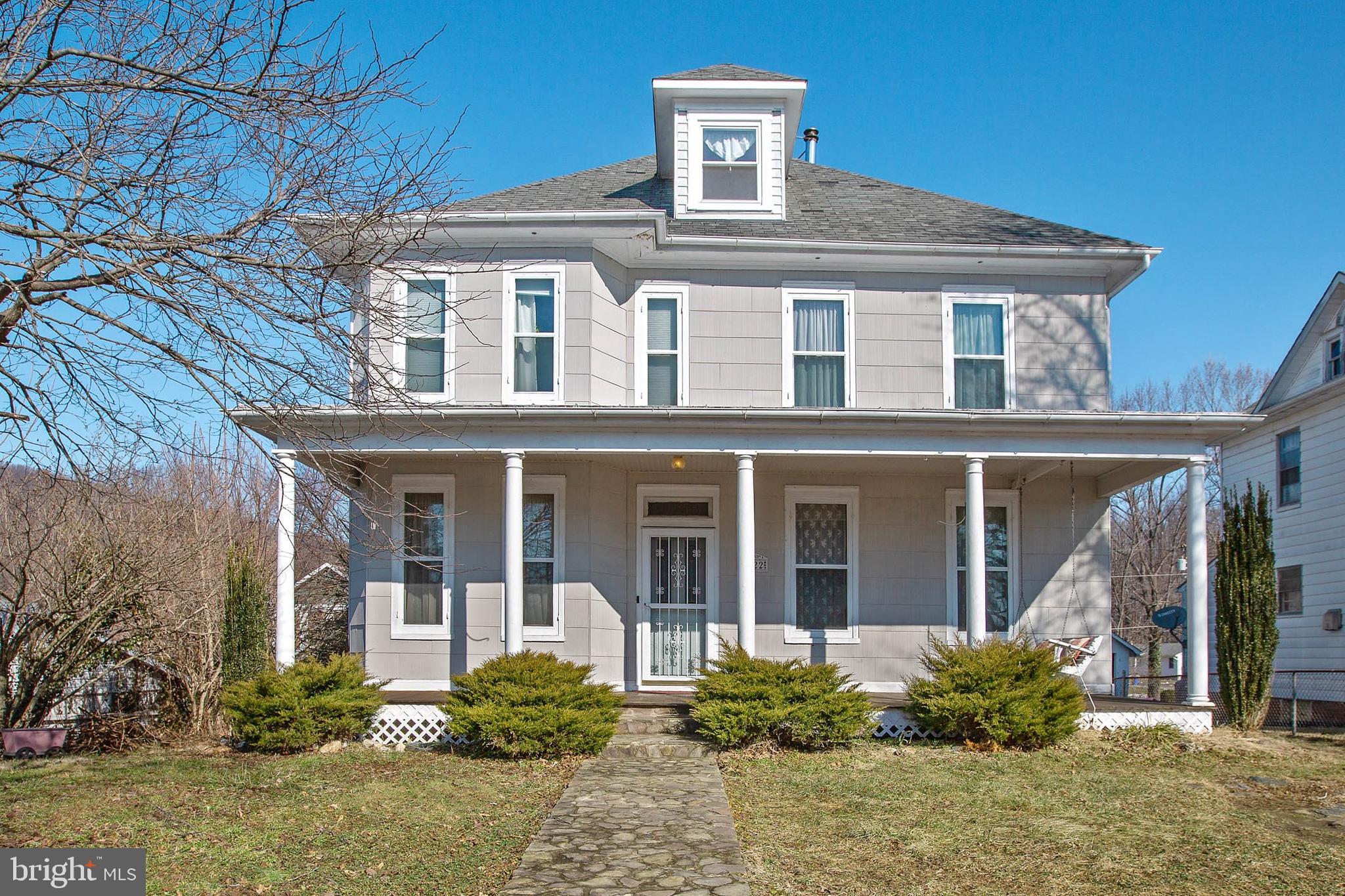 3722 Kanawha Avenue Point of Rocks, MD 21777 - Photo 2 of 33 Exterior Front