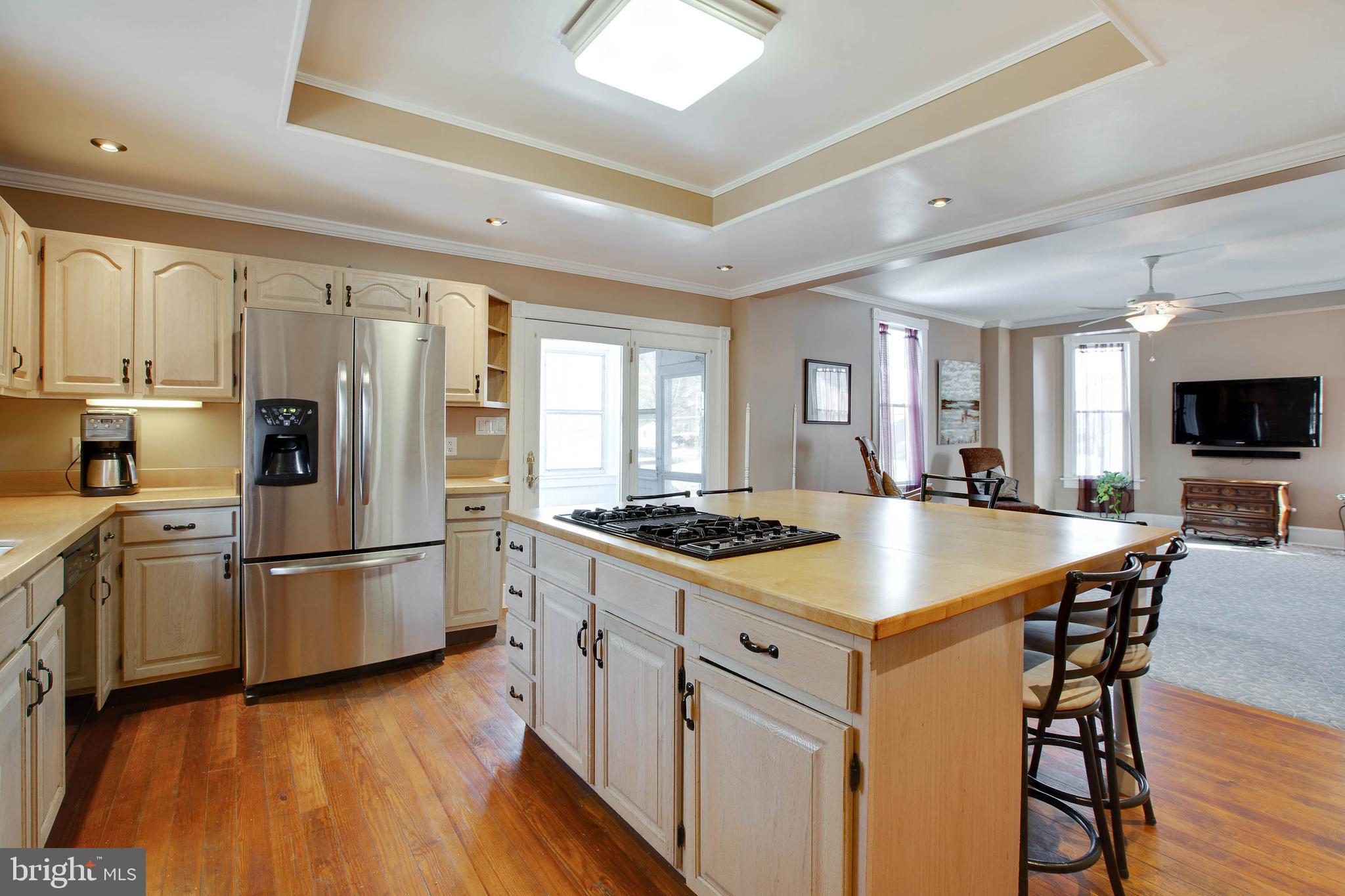3722 Kanawha Avenue Point of Rocks, MD 21777 - Photo 11 of 33 Kitchen