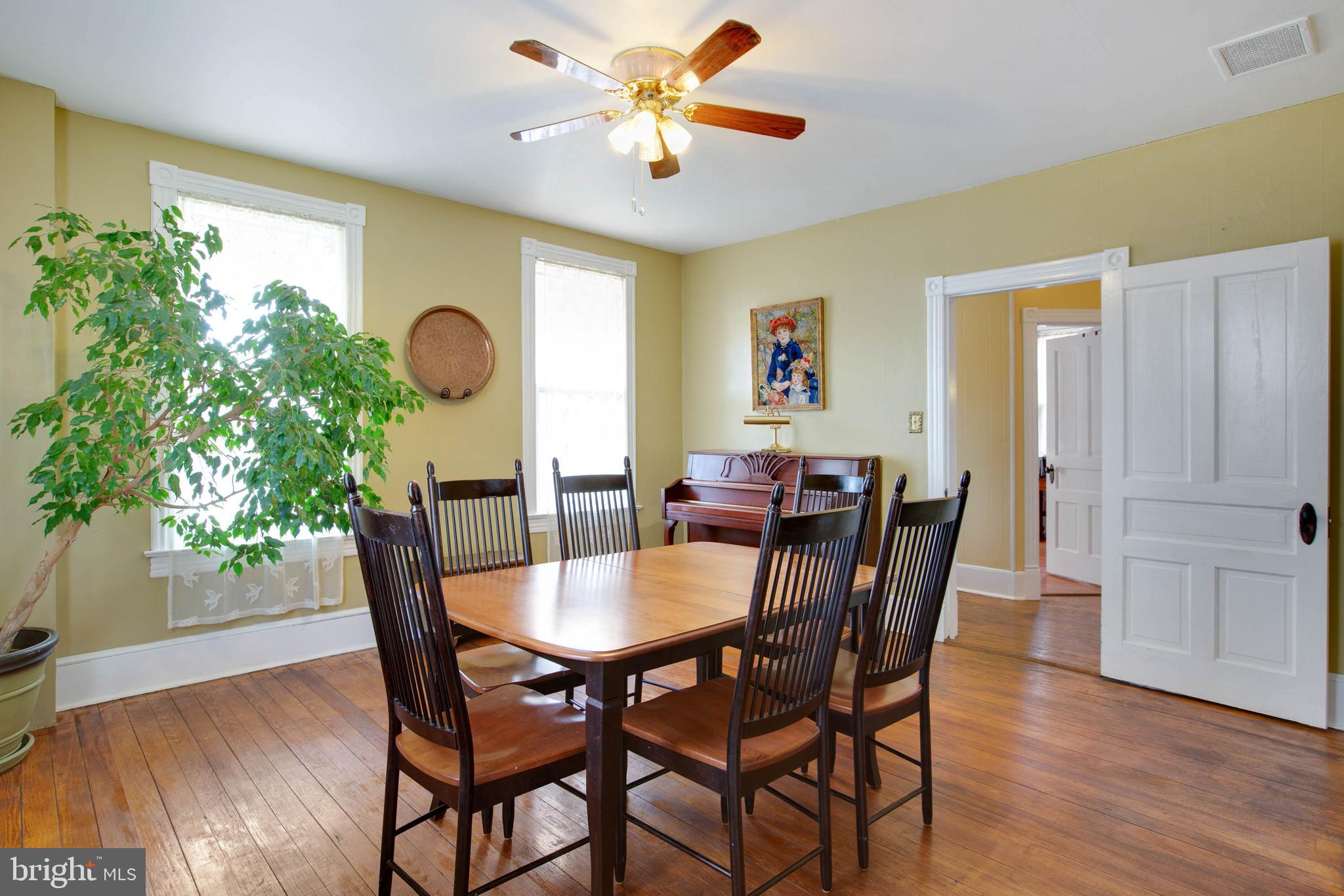 3722 Kanawha Avenue Point of Rocks, MD 21777 - Photo 5 of 33 Dining Room