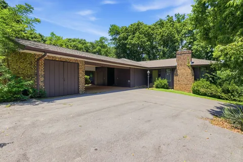$3,600,000 | 6010 Murray Lane, Brentwood, TN 37027