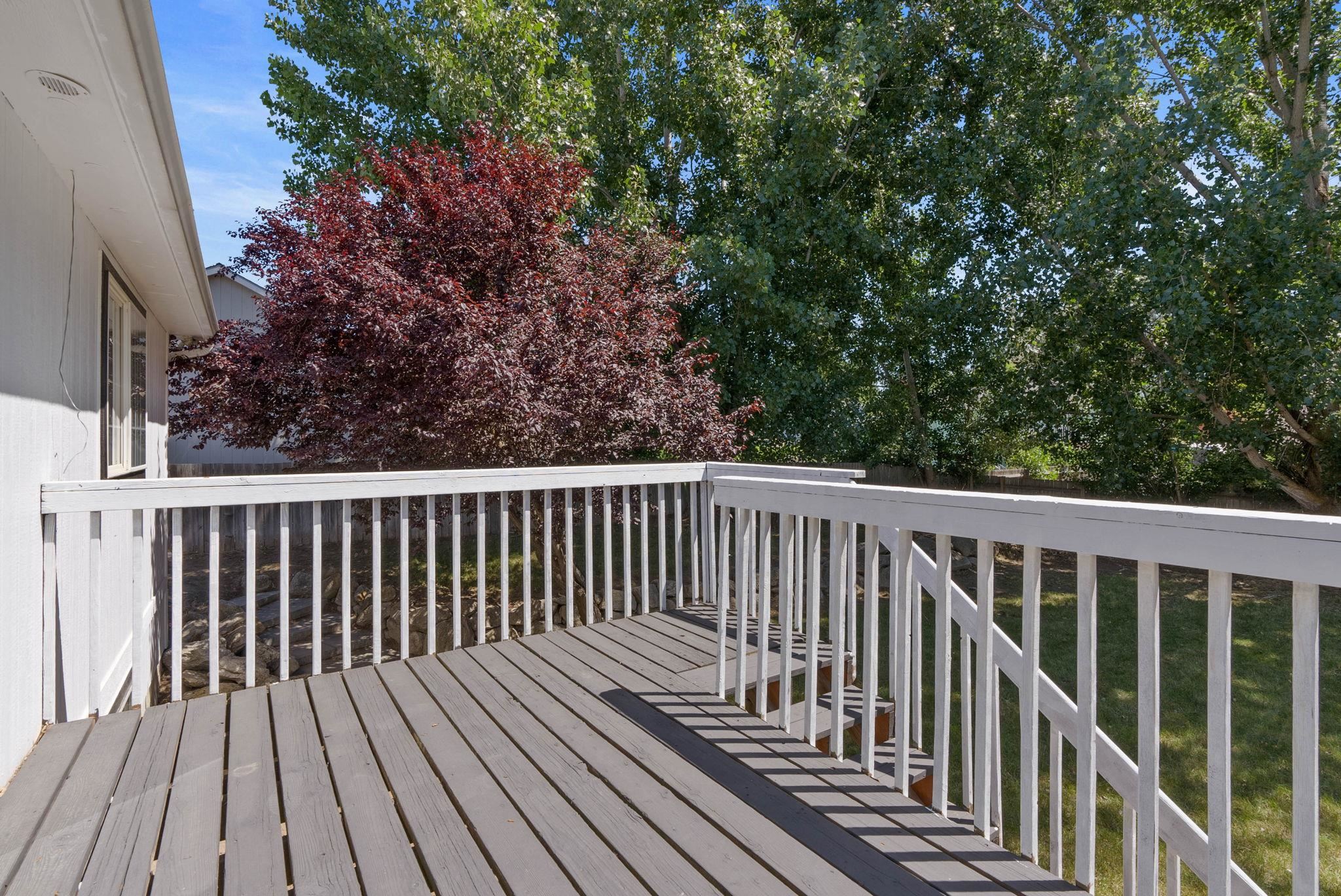318 East Ballard Road Colbert, WA 99005 - Photo 37 of 49