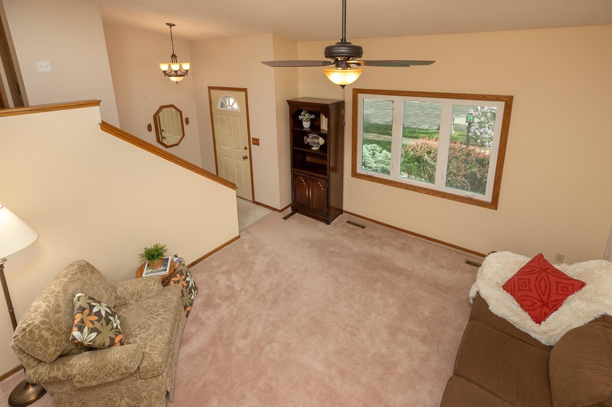 2025 42nd Street Northwest Rochester, MN 55901 - Photo 10 of 39