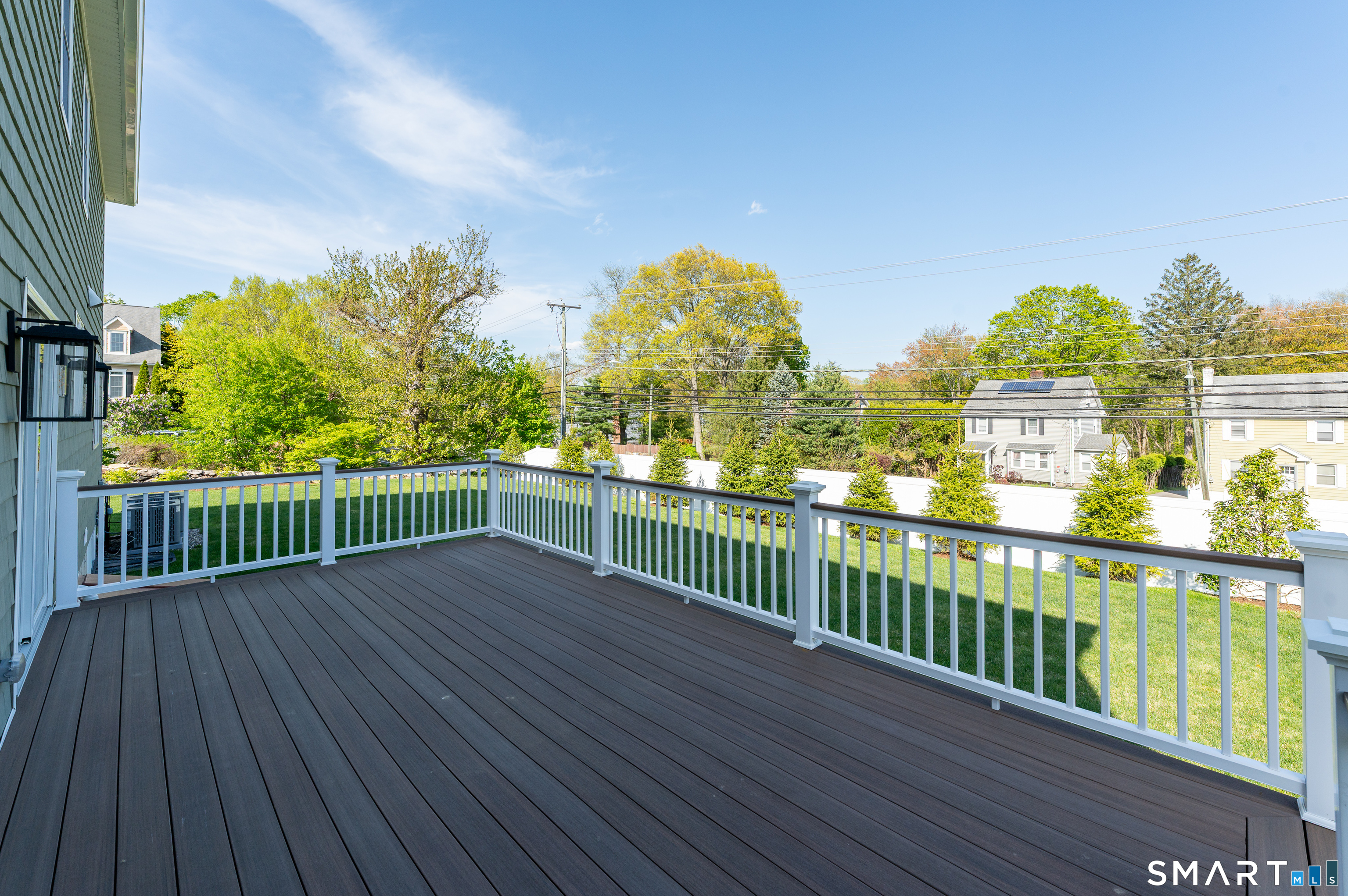 6 Walnut Ridge Court Stamford, CT 06905 - Photo 7 of 36 Gallery Image 7