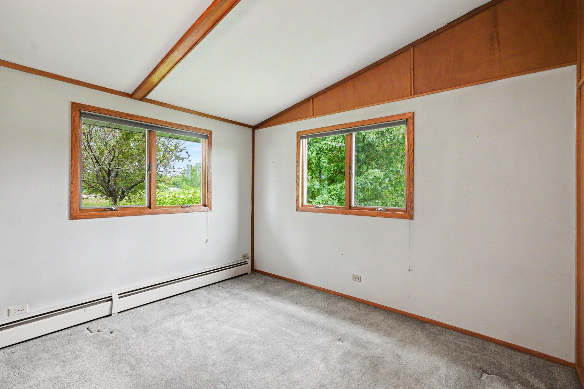 158 County Road East Houlton, WI 54082 - Photo 18 of 35