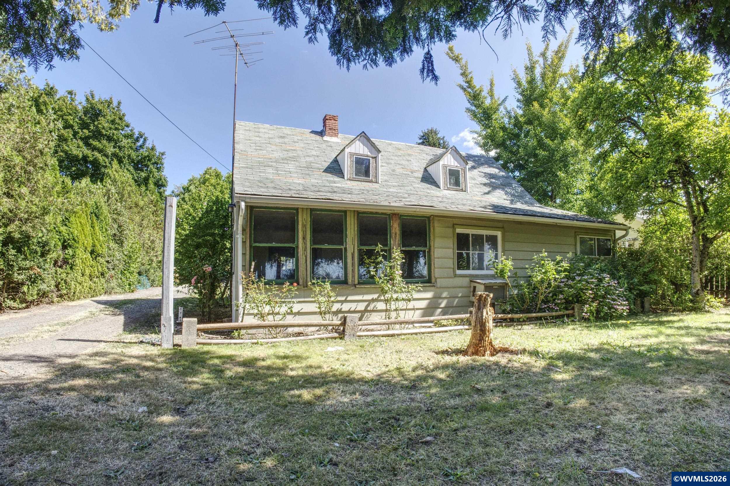 4545 Hazelgreen Road Northeast Salem, OR 97305 - Photo 1 of 33