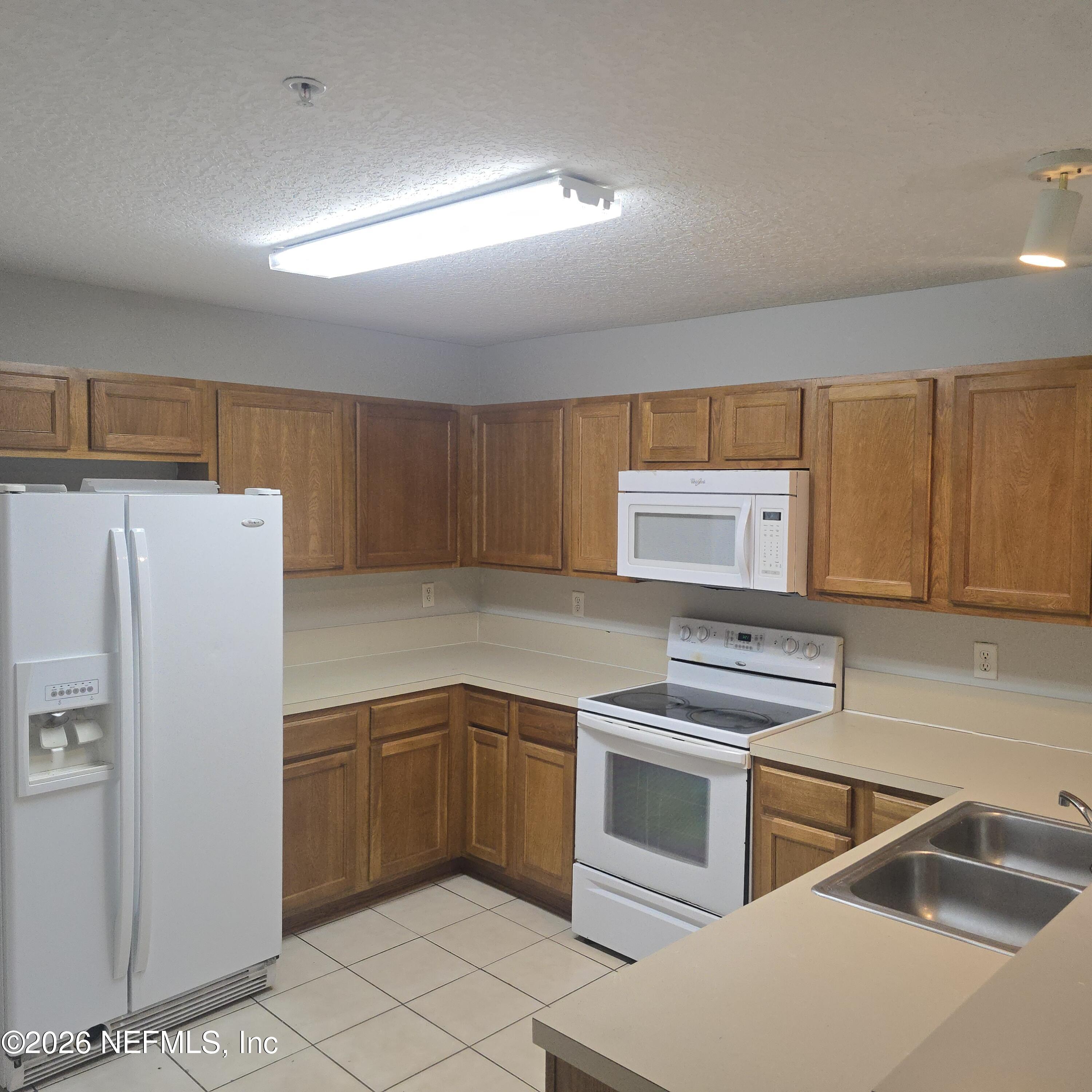 7920 Merrill Road, Unit 716 Jacksonville, FL 32277 - Photo 5 of 14 20260618_101855