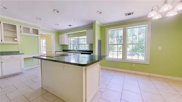 $1,800 | 1005 Seminole Trail, Waycross, GA 31501