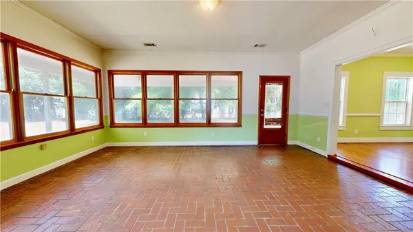 $1,800 | 1005 Seminole Trail, Waycross, GA 31501