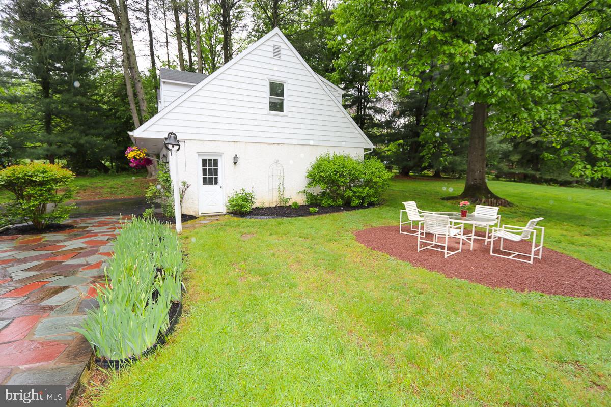 2800 Edge Hill Road Huntingdon Valley, PA 19006 - Photo 7 of 51 Gallery Image 7