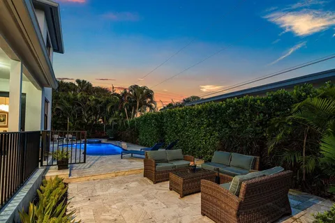 $2,850,000 | 6 Northwest 11th Street, Delray Beach, FL 33444